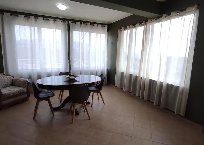 בית נופש Atheras Balcony ליקסורי